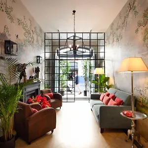 4* Casa de hóspedes Alecrim Ao Chiado